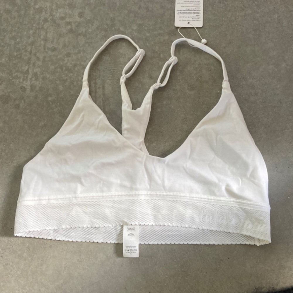 NWT Lululemon sports bra